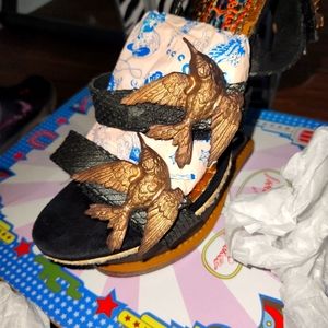 Irregular choice size 41 bronze love dove sandals